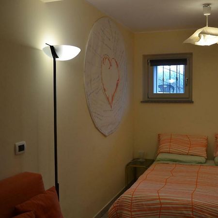 Bed and Breakfast Joie De Vivre Calice Ligure Exterior foto