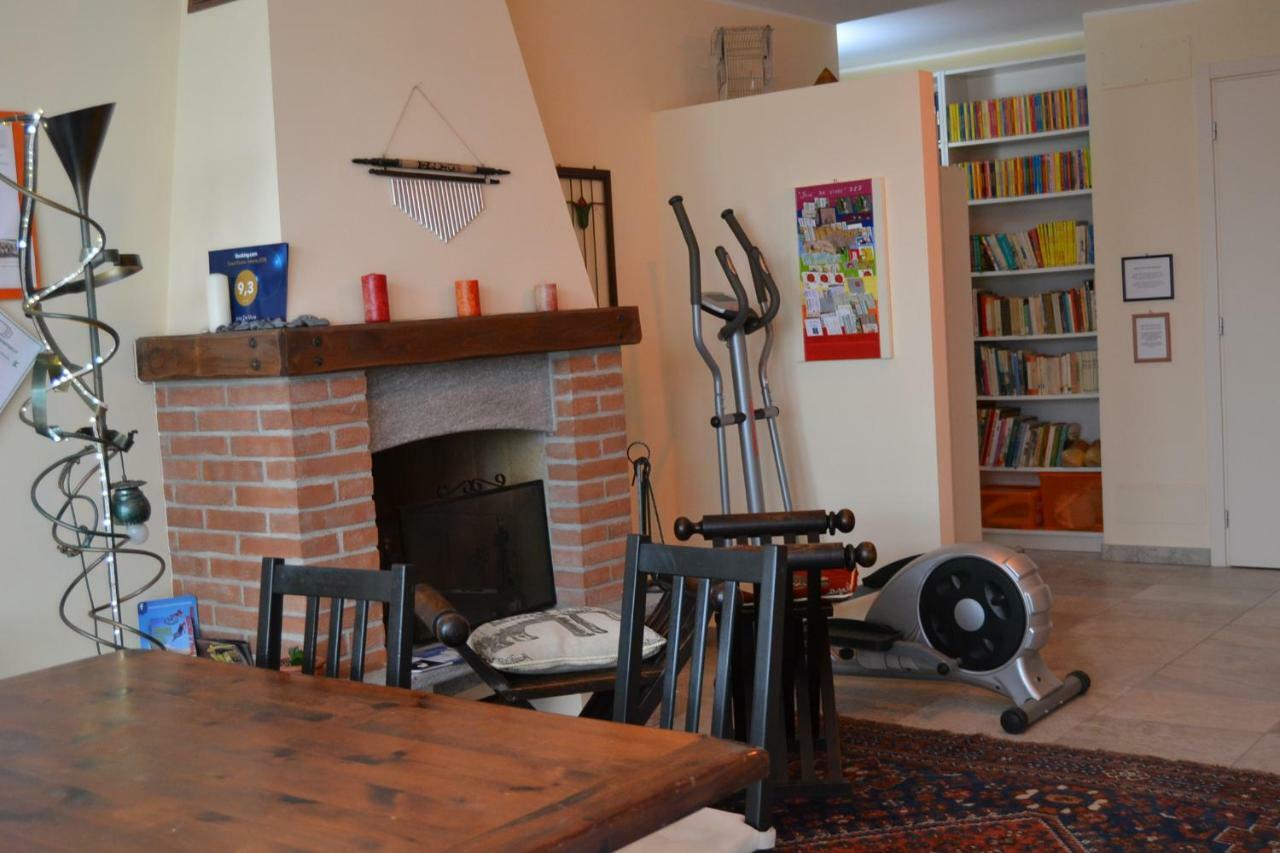 Bed and Breakfast Joie De Vivre Calice Ligure Exterior foto